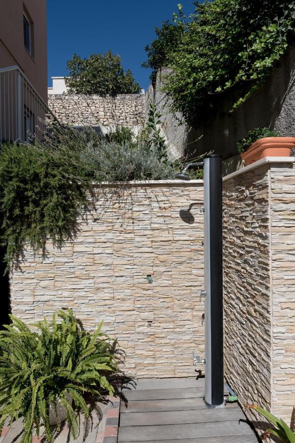 Apartments Amneris 特罗吉尔 外观 照片