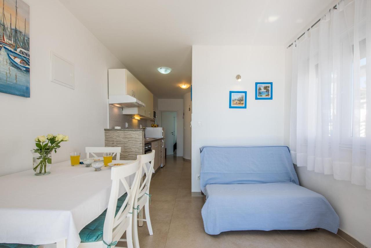 Apartments Amneris 特罗吉尔 外观 照片